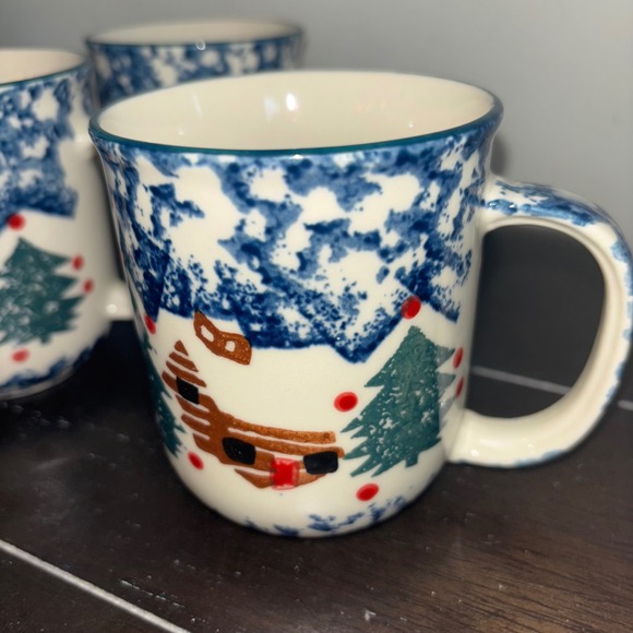 Set of 4 Mugs | Folk Craft by Tienshan | Cabin in the Snow | Sponge painted - Picture 5 of 11